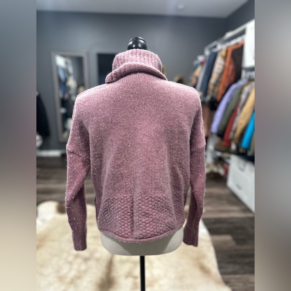 Madewell Sadler Turtleneck Sweater Boxy Crop Merino Wool Blend Women Sz XS - Picture 5 of 7